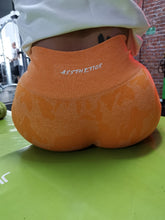 Load image into Gallery viewer, SUNSET ORANGE camo seamless shorts